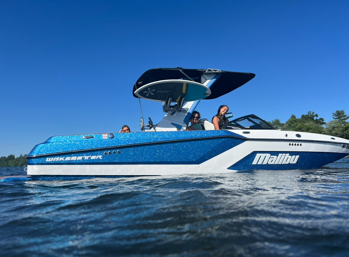 2024 MALIBU 23 MXZ  Icon